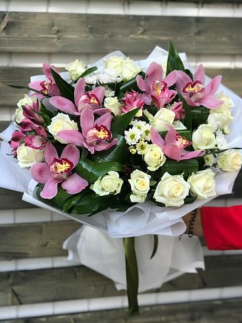 Букет цветов из: Розы и Хризантемы в Балакирево