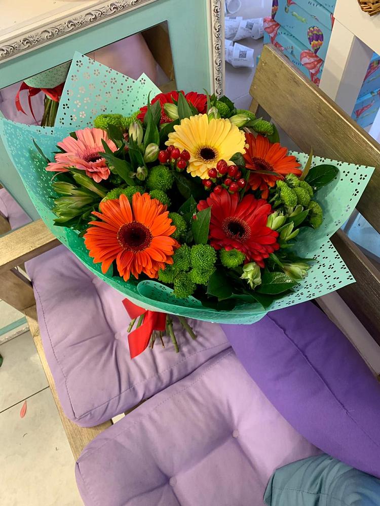 Букет цветов из: Герберы, Хризантемы и Альстромерии в Балакирево