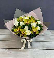 Букет цветов из:  Орхидеи и Розы в Балакирево