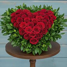 Цветочная композиция из Розы в виде сердца в Балакирево