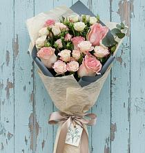 Букет цветов из:  Розы в Балакирево