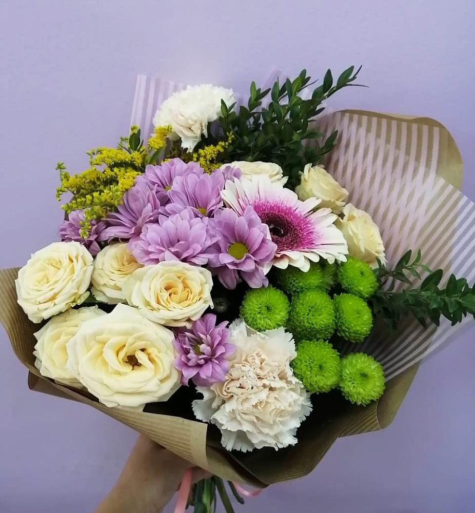 Букет цветов из: Хризантемы, Розы, Гвоздики и Герберы в Балакирево