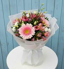 Букет цветов из:  Герберы, Альстромерии и Лизиантусы в Балакирево