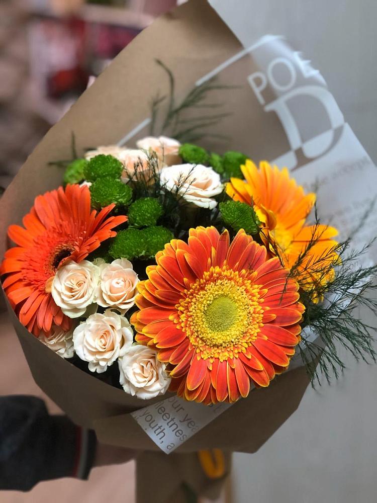 Букет цветов из: Герберы, Хризантемы и Розы в Балакирево