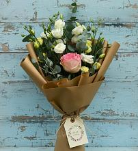 Букет цветов из:  Розы и Лизиантусы в Балакирево